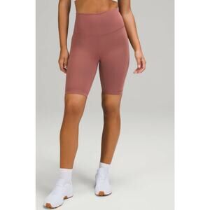 Lululemon Wunder Train High Rise Short 8"